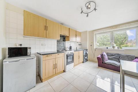 3 bedroom flat for sale, Crefeld Close, Fulham