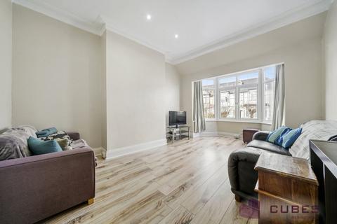 3 bedroom flat for sale, Sunny Gardens Road, London, NW4