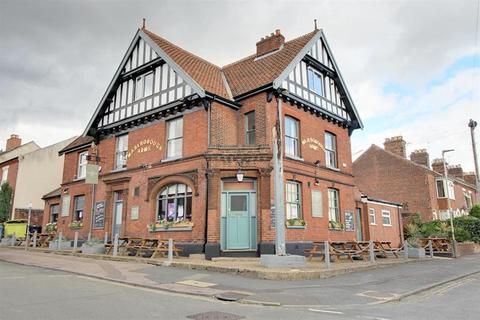 undefined, THE MARLBOROUGH ARMS