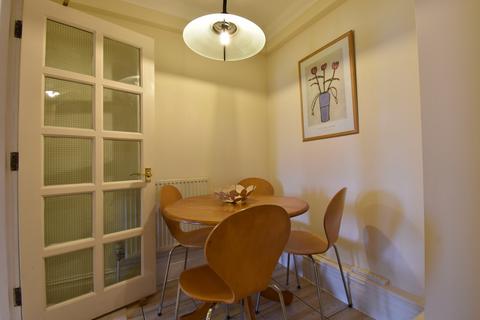 2 bedroom flat to rent, 117 Baker Street, W1U