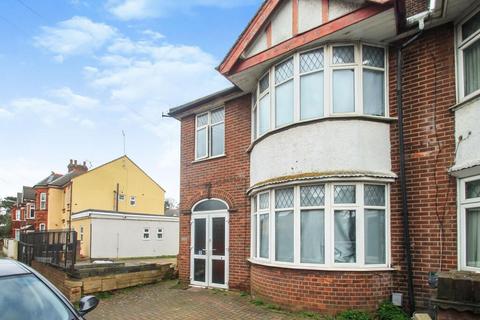 3 bedroom semi-detached house for sale, Old Bedford Road, Luton, LU2