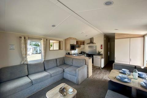 3 bedroom static caravan for sale, Birchington Vale Holiday Park