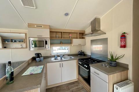 3 bedroom static caravan for sale, Birchington Vale Holiday Park