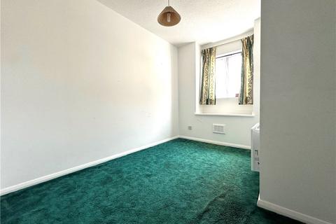 27 Compass Point, Fareham, PO16 0LJ