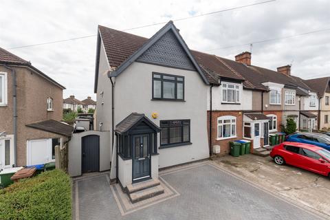 3 bedroom end of terrace house for sale, Parsonage Manorway, Belvedere, Kent