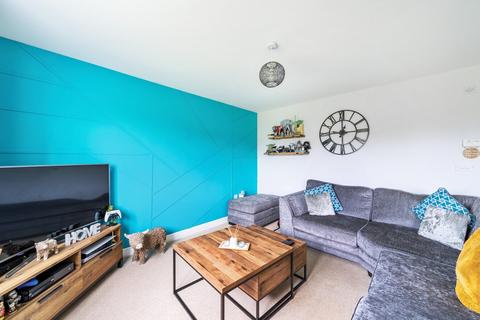 1 bedroom flat for sale, Swaledale Road, Warminster, BA12