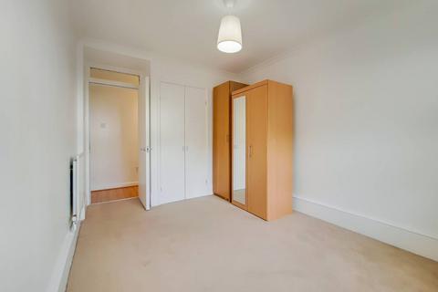 51 Barleycorn Way, London, E14 8DE