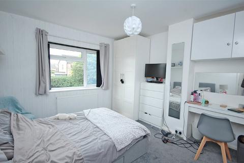 3 bedroom semi-detached house for sale, Hill Top Avenue, Harrogate, North Yorkshire, HG1
