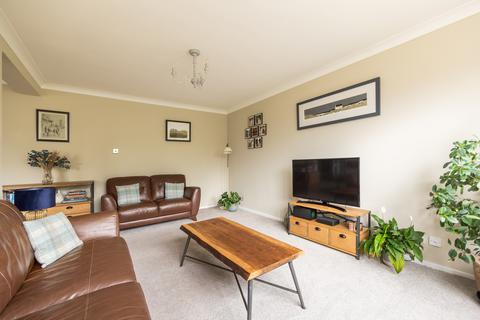 3 bedroom flat for sale, Craigleith Avenue South, Edinburgh EH4