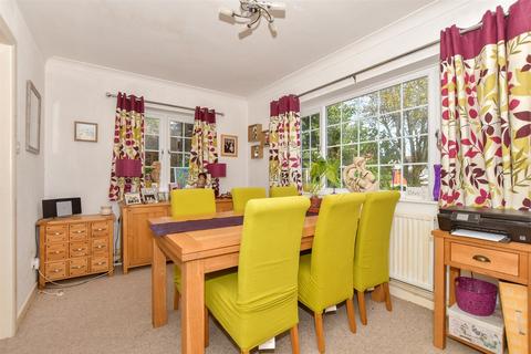 4 bedroom detached house for sale, Rolfe Lane, New Romney, Kent