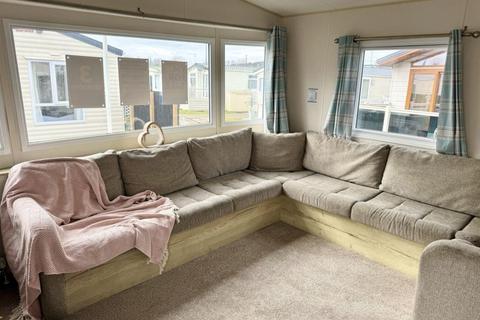 2 bedroom static caravan for sale, Felixstowe Beach Holiday Park