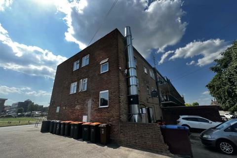 1 bedroom flat for sale, Mayfield Road, Dunstable, Bedfordshire, LU5 4BB