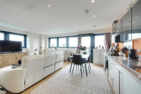 2 bedroom flat for sale, Pinnacle House, 6A Colman Parade, Enfield, EN1