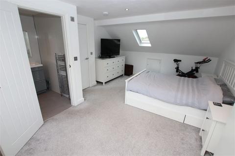 3 bedroom semi-detached house for sale, Cockerham Avenue, Barnsley