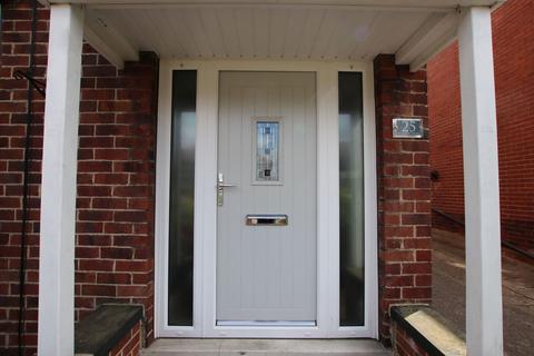 25 Cockerham Avenue, Barnsley, S75 1BA