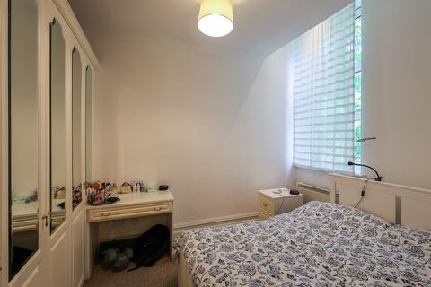 1 bedroom flat to rent, Bishopton Drive, Macclesfield SK11