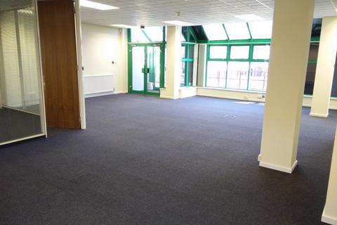 Office to rent, Unit 3, Terrace Level, St. Peters Wharf, Newcastle upon Tyne, NE6