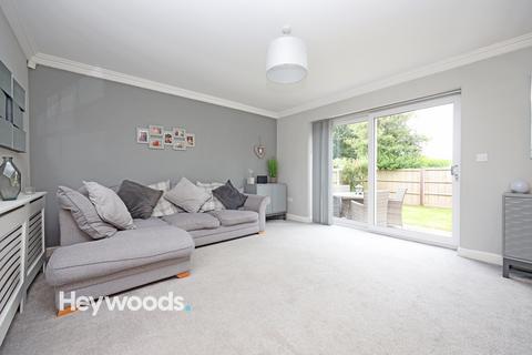 4 bedroom semi-detached house for sale, Westlands Avenue, Newcastle under Lyme