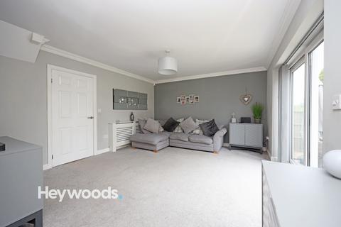 4 bedroom semi-detached house for sale, Westlands Avenue, Newcastle under Lyme