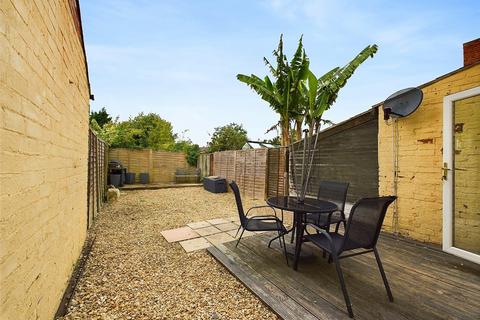 140 Linden Road, Gloucester, GL1 5HT