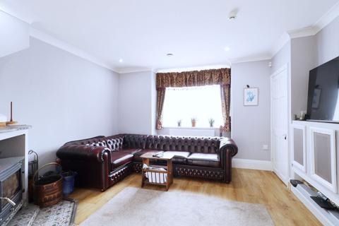 78 West Road, South Ockendon, RM15 6PH