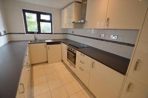 2 bedroom maisonette to rent, Tenbury Close, Redditch, Worcestershire, B98