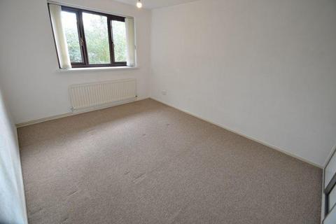2 bedroom maisonette to rent, Tenbury Close, Redditch, Worcestershire, B98