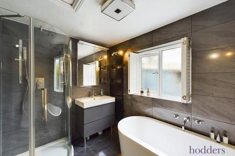 undefined, Pear Tree Road, Addlestone, Surrey, KT15