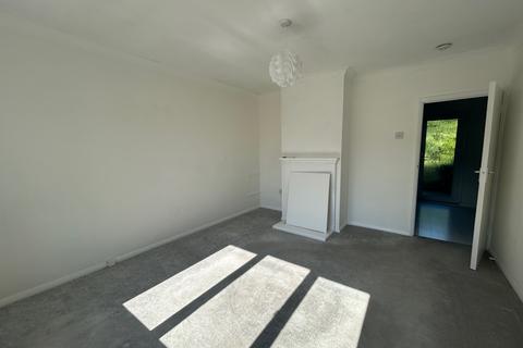 3 bedroom terraced house to rent, Aveley, South Ockendon, Essex, RM15
