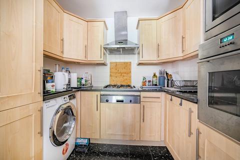 1 bedroom flat for sale, Princess Park Manor,  London,  N11,  N11