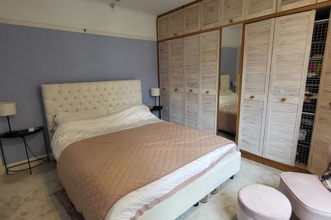 2 bedroom flat for sale, Grosvenor Road, St Albans, AL1