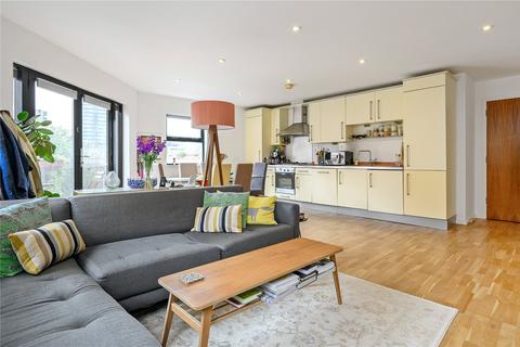 Flat 4, 10 Quaker Street, London, E1 6SY