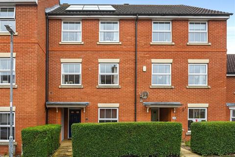 4 bedroom terraced house for sale, Fayrewood Drive, Great Leighs, Chelmsford, Essex, CM3