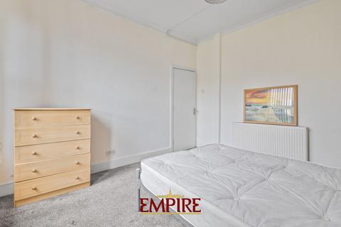 1 bedroom in a house share to rent, Minstead Road, Erdington, Birmingham, B24 8PR
