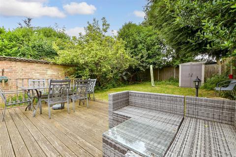 2 bedroom semi-detached house for sale, Homefield Gardens, Tadworth, Surrey