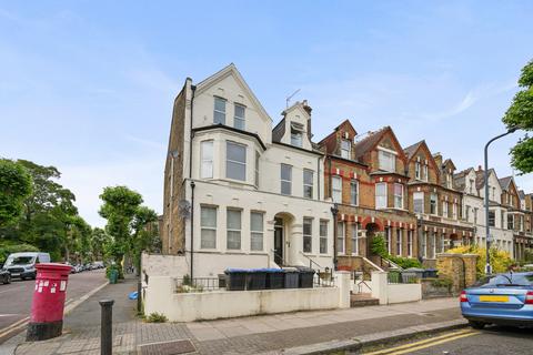 3 bedroom flat to rent, North Maida Vale, NW6