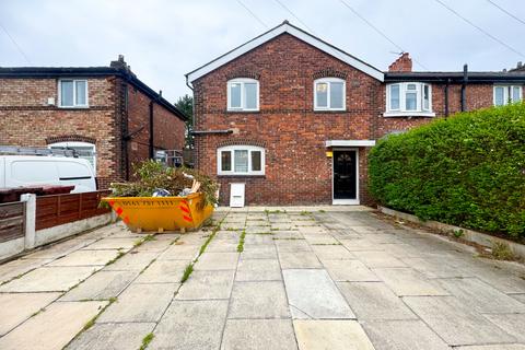 3 bedroom semi-detached house to rent, Manchester, Manchester M19