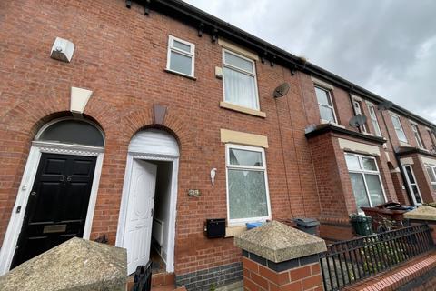 3 bedroom terraced house to rent, Lees Street, Openshaw, Manchester, M11