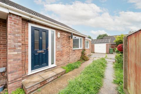 2 bedroom detached bungalow for sale, Pit Road, Hemsby