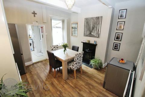 2 bedroom cottage for sale, Newbold Street, Newbold, OL16