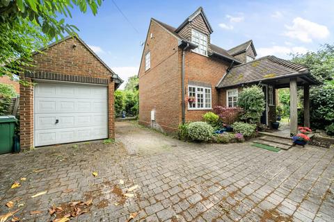 3 bedroom detached house for sale, New Lane Hill, Tilehurst, Reading