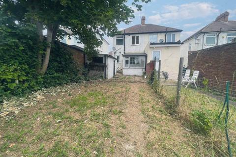 54 Fourth Avenue, Luton, LU3 3BU