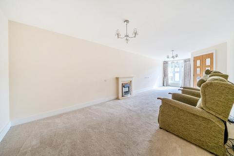 2 bedroom retirement property for sale, Maidenhead,  Berkshire,  SL6