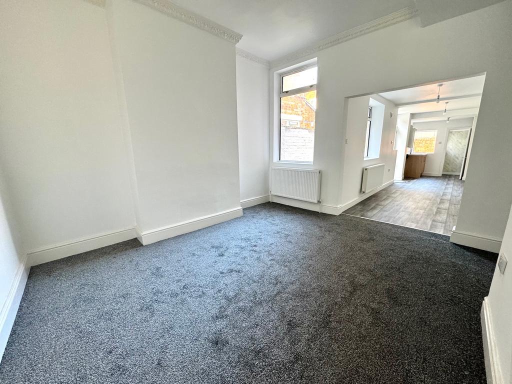 Queensgate Street, HU3, Hull, HU3 3 bed terraced house for sale £100,000