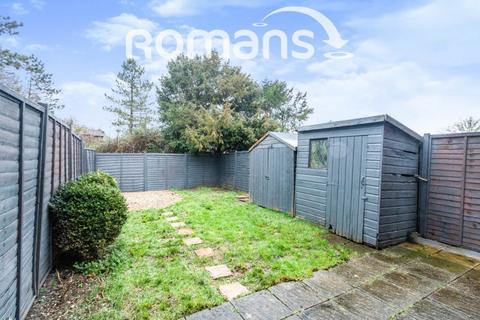 37 Balmoral Way, Basingstoke, RG22 4YB