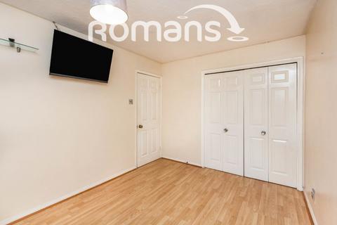 37 Balmoral Way, Basingstoke, RG22 4YB