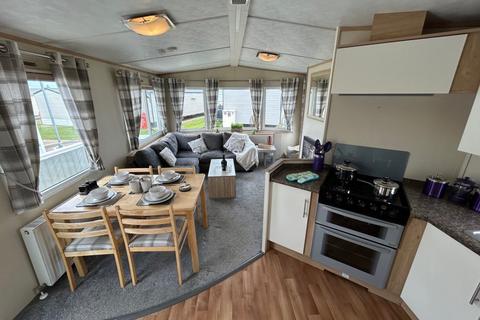 3 bedroom static caravan for sale, Pakefield Holiday Park