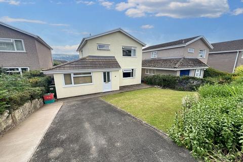 3 bedroom detached house for sale, Cwmbeth Close, Crickhowell, NP8