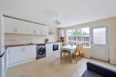 3 bedroom terraced house to rent, JESSUP CLOSE, Woolwich, London, SE18