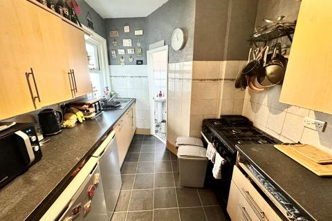 3 bedroom terraced house for sale, Harpers Road, Newhaven